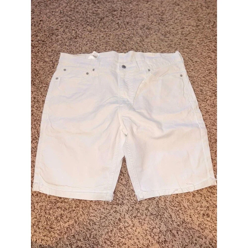 white denim shorts w38